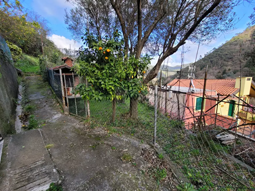 Immagine 20 di Villa in vendita  in via Cimavalle 16A a Savona