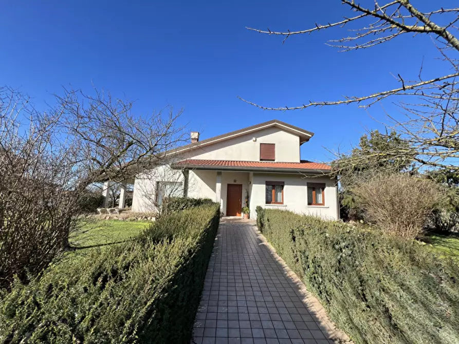 Immagine 1 di Villa in vendita  in Via Vecchia Romea a Chioggia