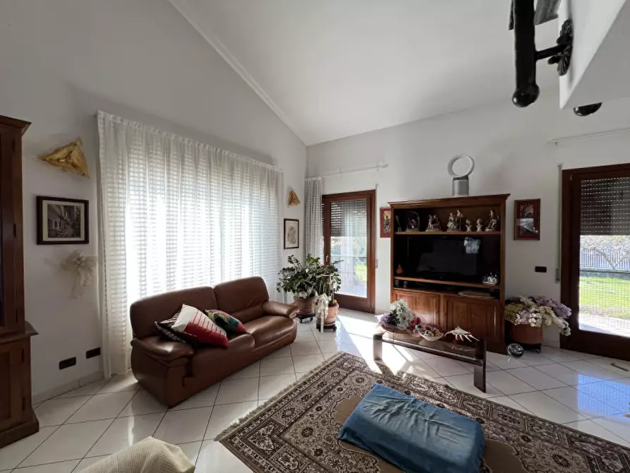 Immagine 15 di Villa in vendita  in Via Vecchia Romea a Chioggia