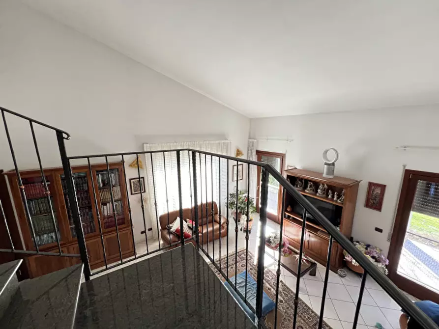 Immagine 18 di Villa in vendita  in Via Vecchia Romea a Chioggia