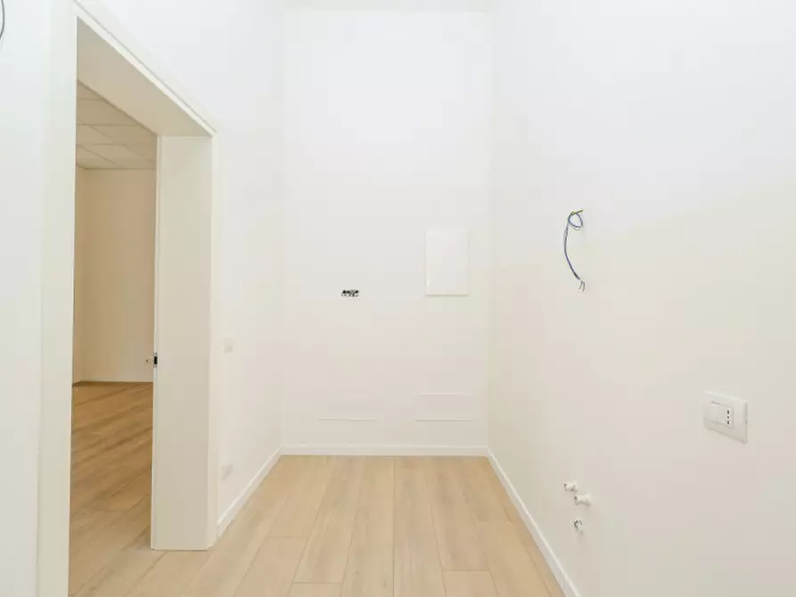 Immagine 2 di Attività commerciale in vendita  a Camposampiero