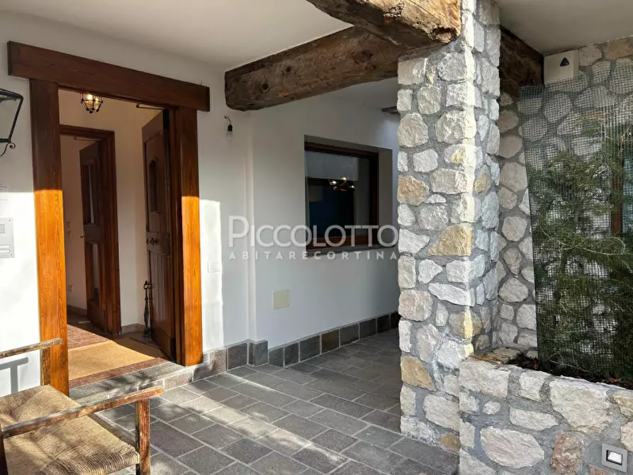 Immagine 11 di Appartamento in vendita  in via Pralongo a Cortina D'ampezzo