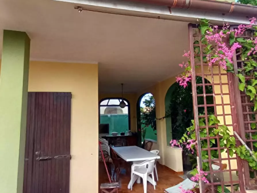 Immagine 3 di Villa in vendita  a Quartu Sant'elena