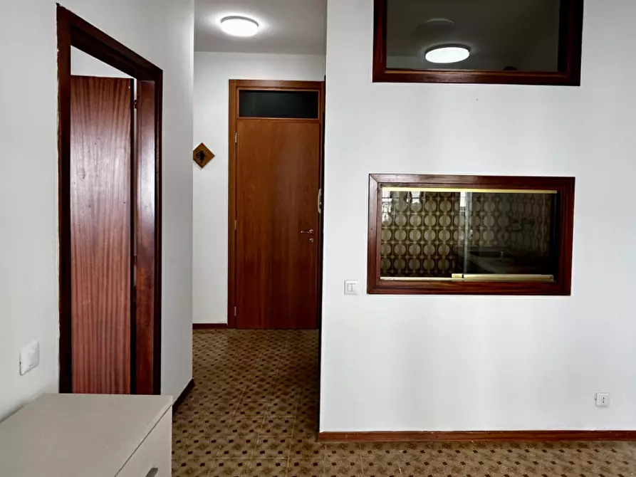 Immagine 13 di Appartamento in vendita  in Via Altinate 7° accesso al mare n.2 a Jesolo