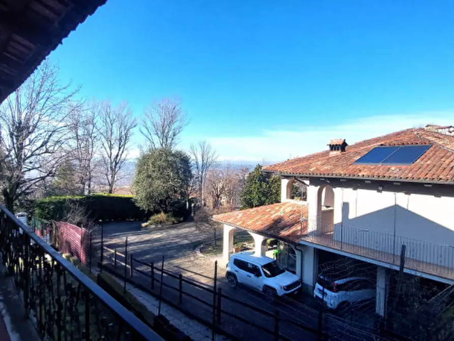 Immagine 11 di Villa in vendita  in Via Alba a Diano D'alba