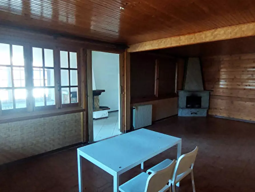 Immagine 14 di Villa in vendita  in Via Alba a Diano D'alba