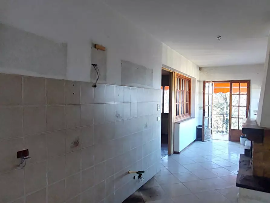 Immagine 16 di Villa in vendita  in Via Alba a Diano D'alba