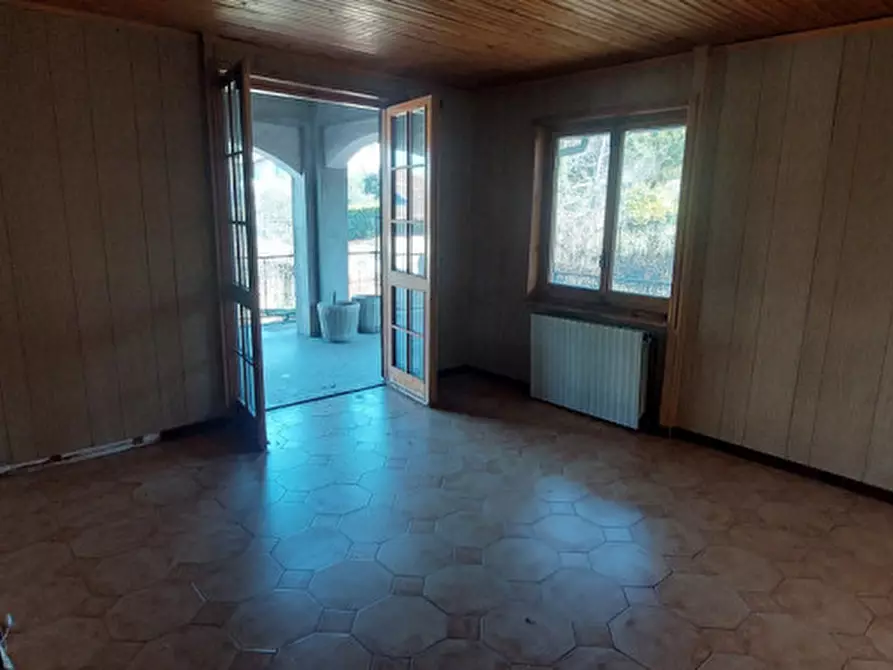 Immagine 17 di Villa in vendita  in Via Alba a Diano D'alba