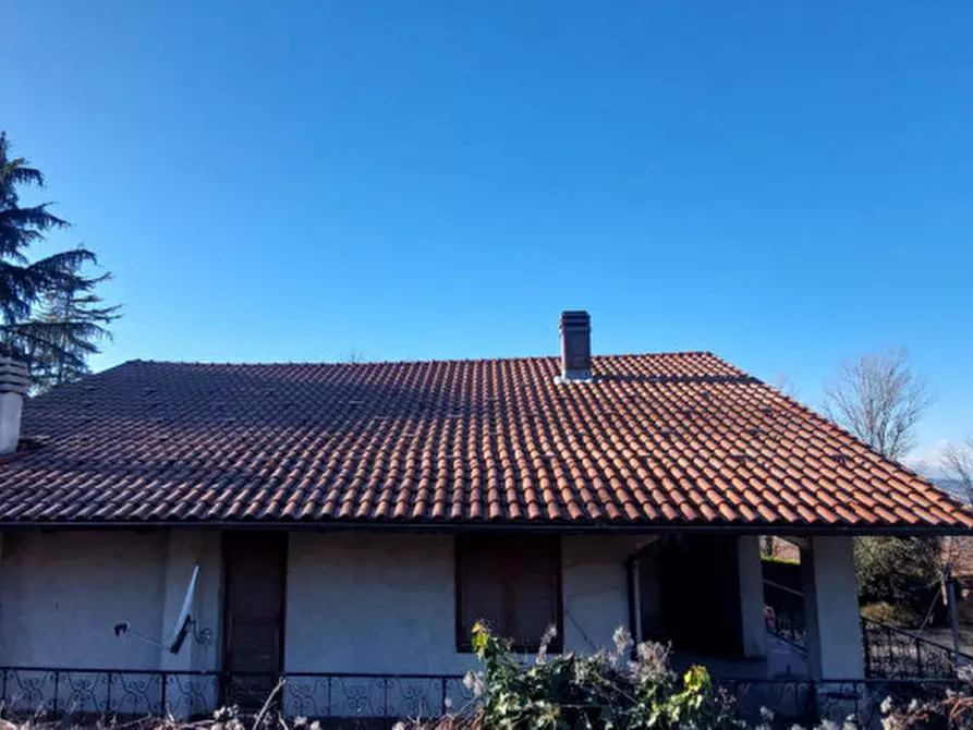 Immagine 40 di Villa in vendita  in Via Alba a Diano D'alba