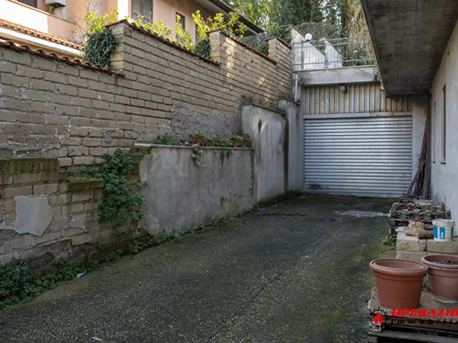 Immagine 26 di Appartamento in vendita  in via Ilario Corte a Roma