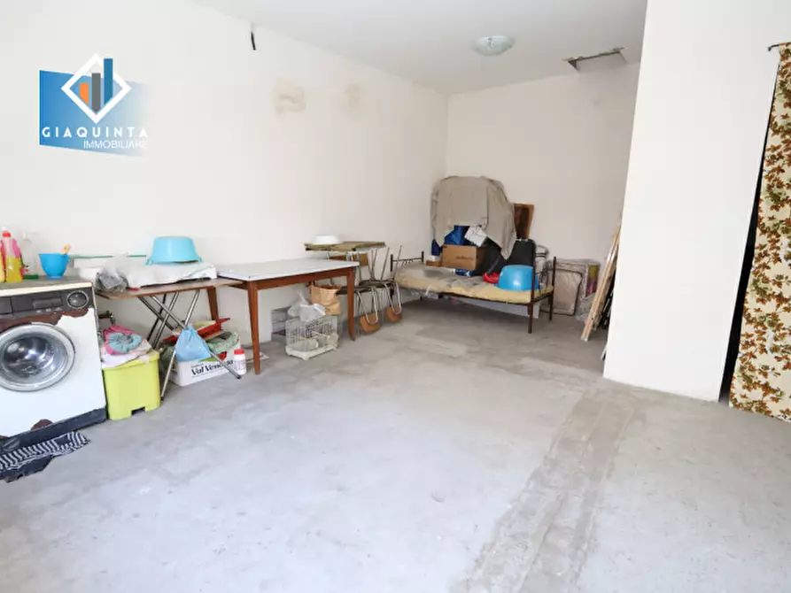 Immagine 17 di Casa indipendente in vendita  in VIA DEI GIARDINI n. 15-17 Piano T - 1 a Palagonia