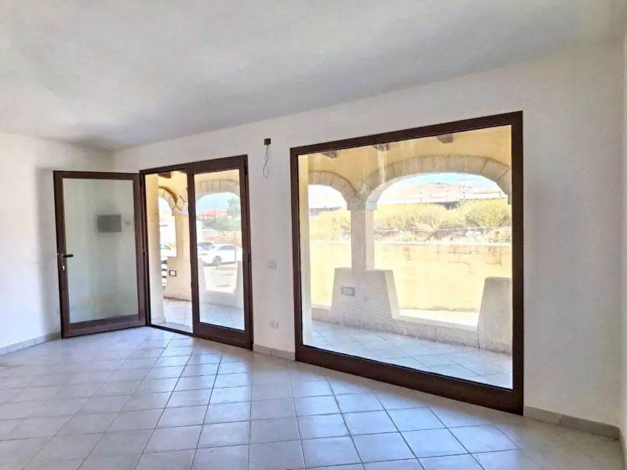 Immagine 10 di Ufficio in vendita  in Via delle Vigne, N. snc a Loiri Porto San Paolo