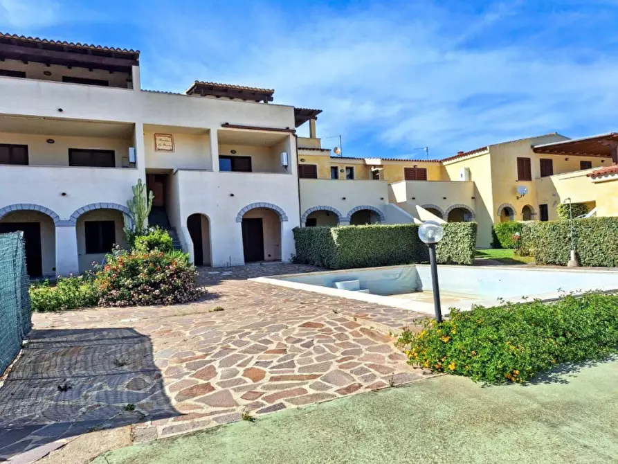 Immagine 1 di Ufficio in vendita  in Via delle Vigne, N. snc a Loiri Porto San Paolo