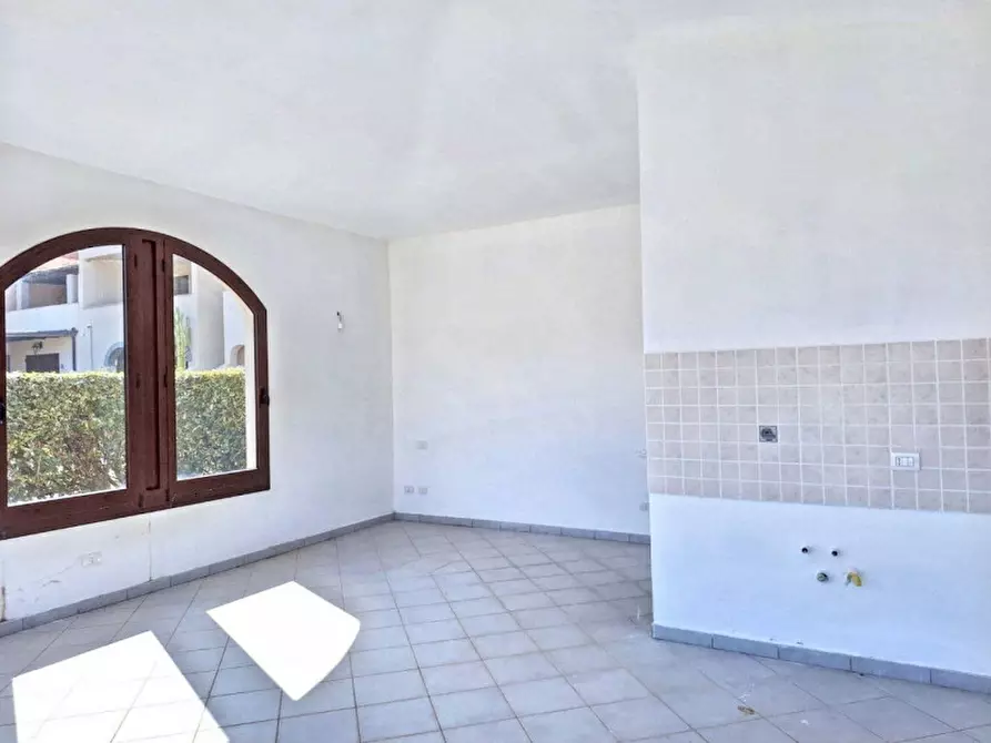 Immagine 5 di Ufficio in vendita  in Via delle Vigne, N. snc a Loiri Porto San Paolo