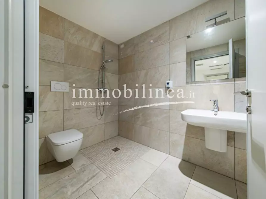 Immagine 33 di Appartamento in vendita  in Via Berengario a Cavaion Veronese