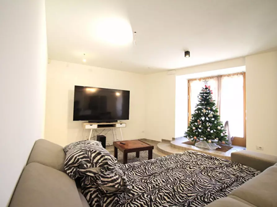 Immagine 3 di Appartamento in vendita  in Via Pinzolo a Tione Di Trento