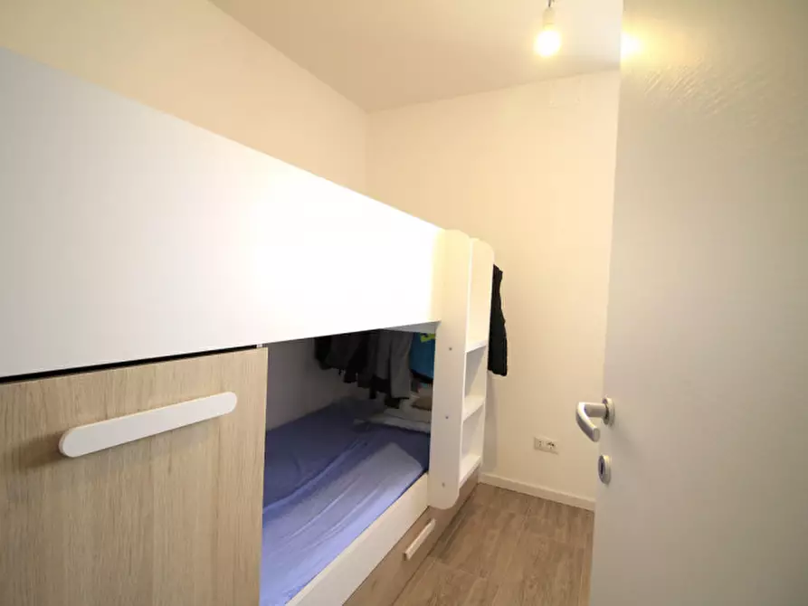 Immagine 7 di Appartamento in vendita  in Via Pinzolo a Tione Di Trento