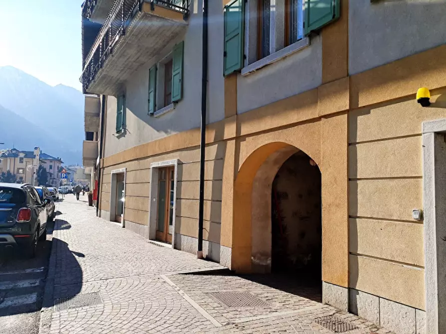 Immagine 9 di Appartamento in vendita  in Via Pinzolo a Tione Di Trento