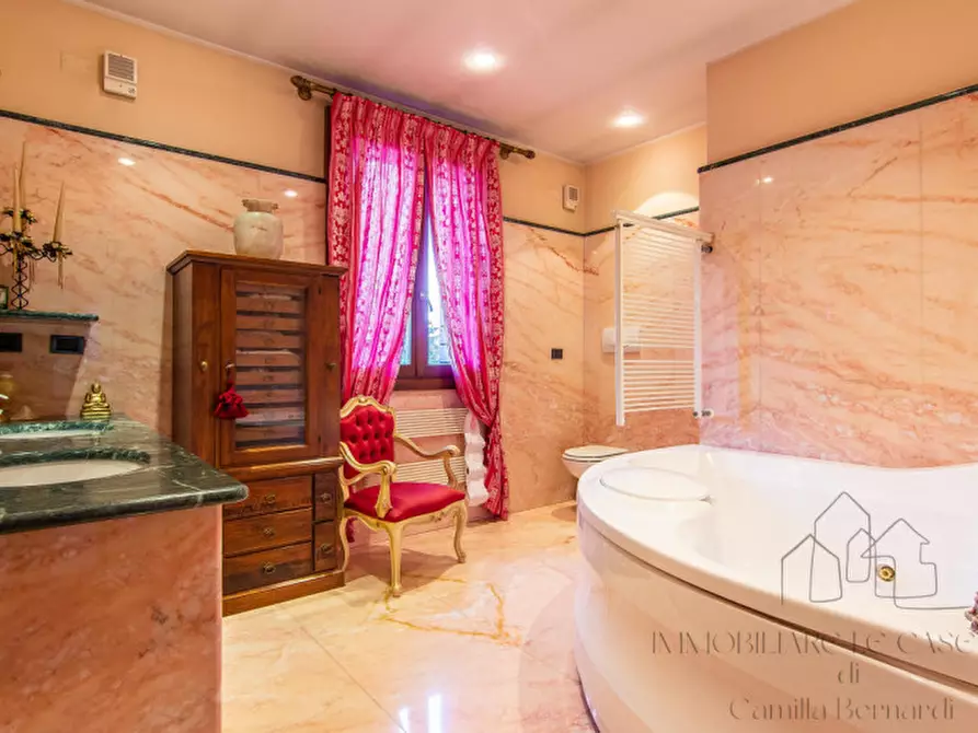 Immagine 20 di Villa in vendita  a Legnaro