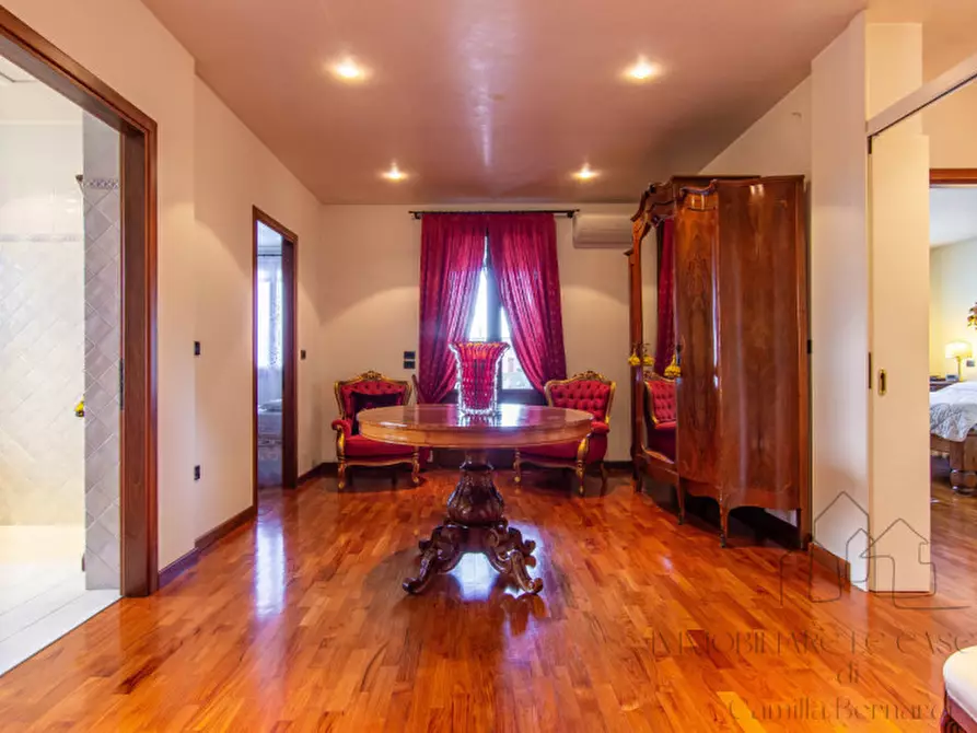 Immagine 29 di Villa in vendita  a Legnaro