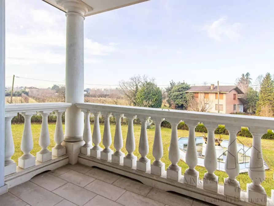 Immagine 32 di Villa in vendita  a Legnaro