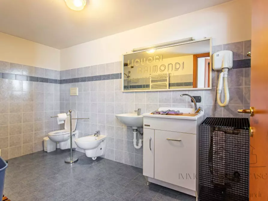 Immagine 49 di Villa in vendita  a Legnaro