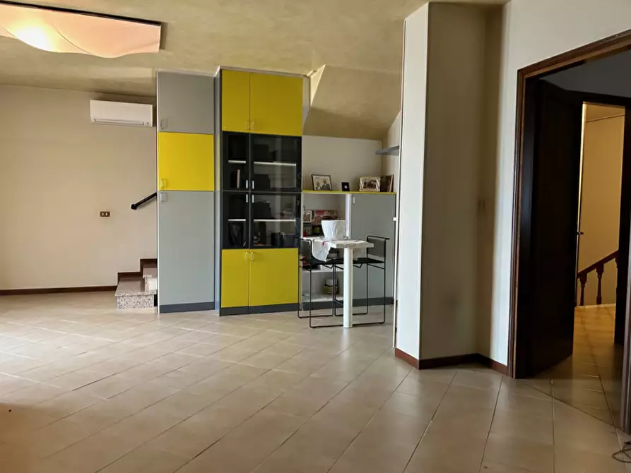 Immagine 11 di Casa bifamiliare in vendita  a Castagnaro