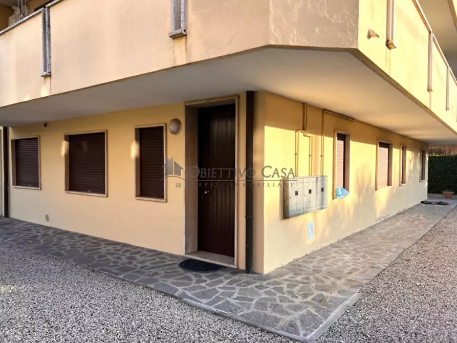 Immagine 2 di Ufficio in affitto  in Via Mirabello a Torreglia