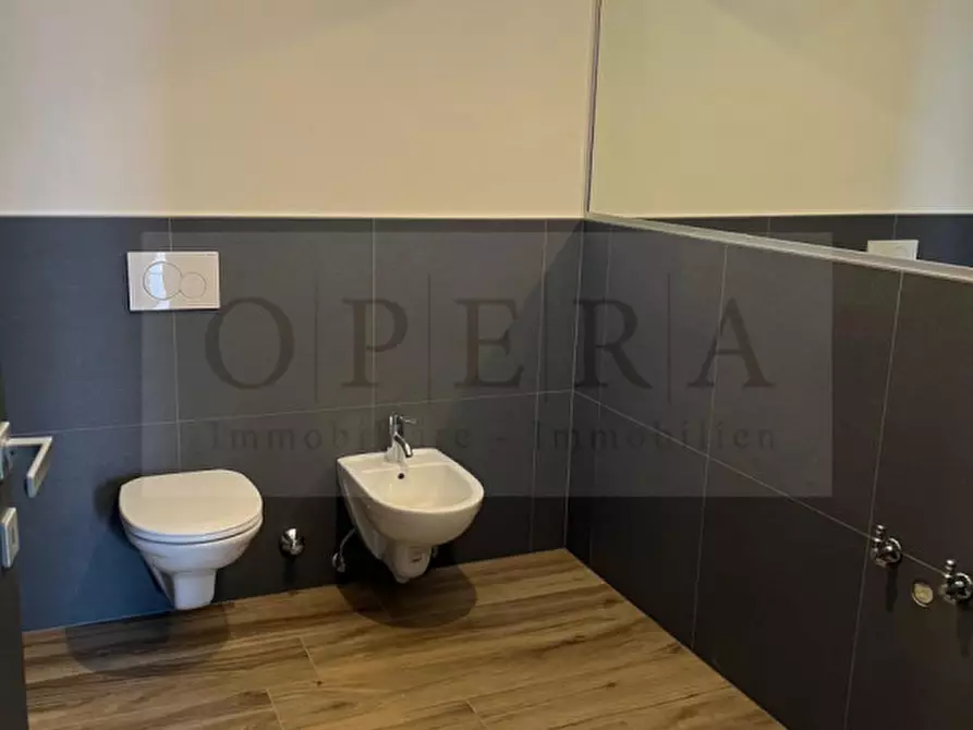 Immagine 15 di Appartamento in vendita  in via Claudia Augusta Interno a Bolzano