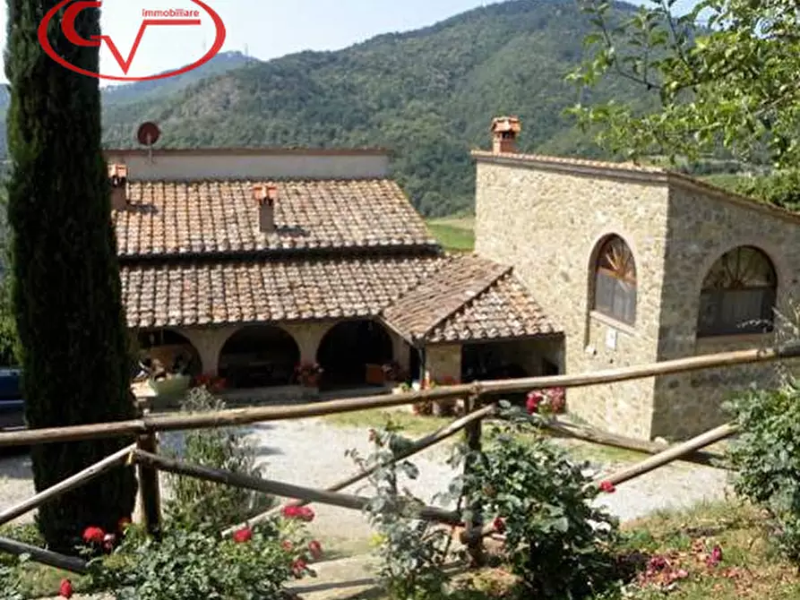 Immagine 2 di Villa in vendita  in starda a Gaiole In Chianti