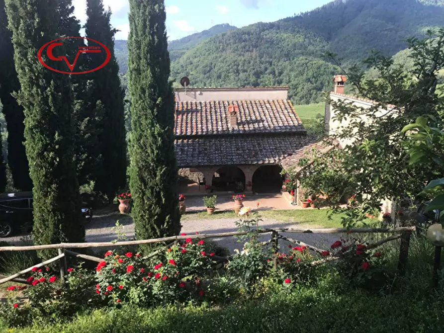 Immagine 5 di Villa in vendita  in starda a Gaiole In Chianti