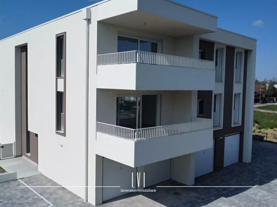 Immagine 5 di Appartamento in vendita  in via Monte Civetta 100 a San Donà Di Piave
