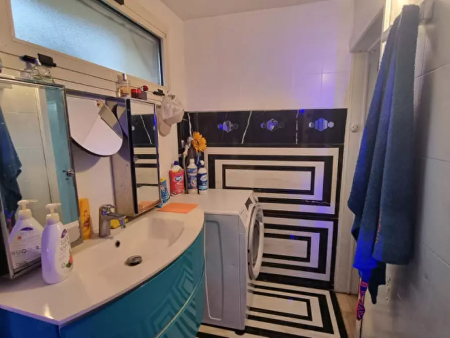 Immagine 4 di Villetta a schiera in vendita  in VIA MADONNA a Campogalliano