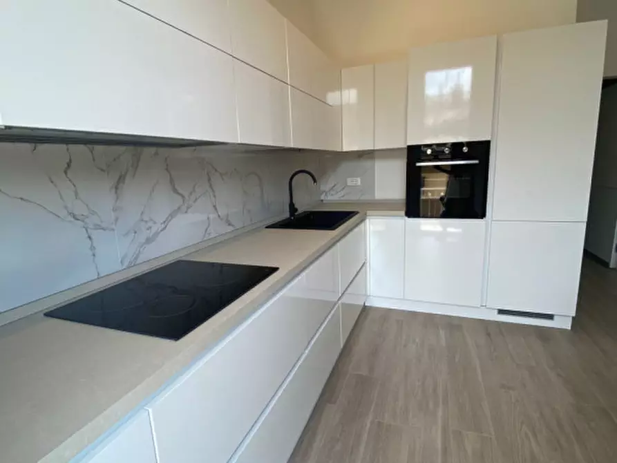 Immagine 25 di Appartamento in vendita  in VIA MARSALA a Firenze