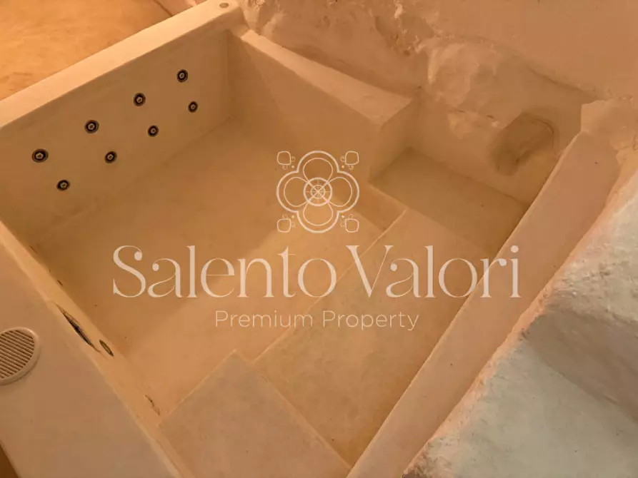 Immagine 33 di Casa indipendente in vendita  in Via Trieste 14 a Matino