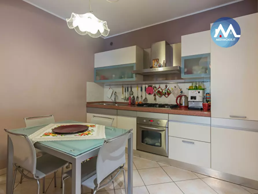 Immagine 4 di Appartamento in vendita  in Via Montenevoso a Pesaro