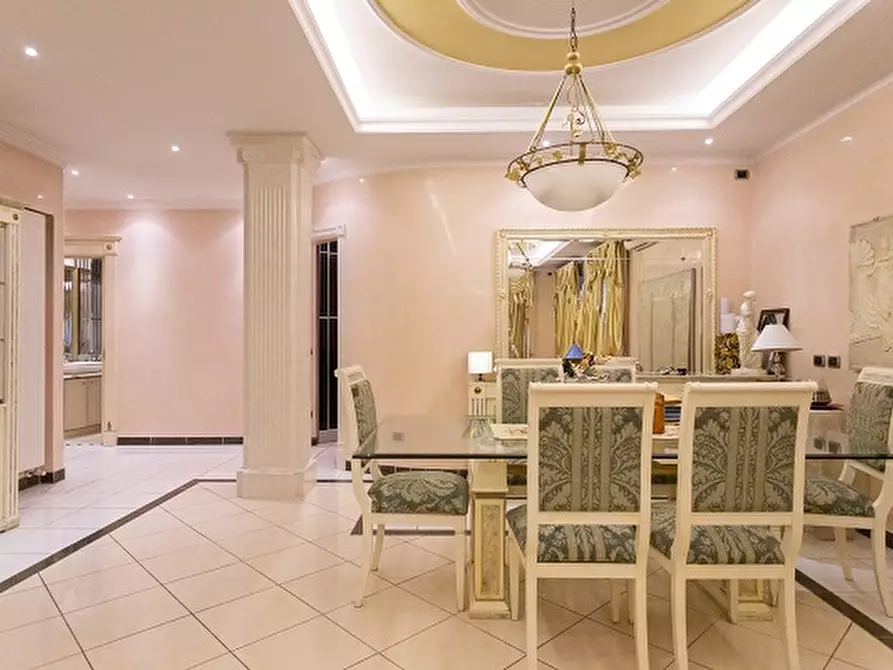 Immagine 7 di Appartamento in vendita  in viale Milano a Riccione