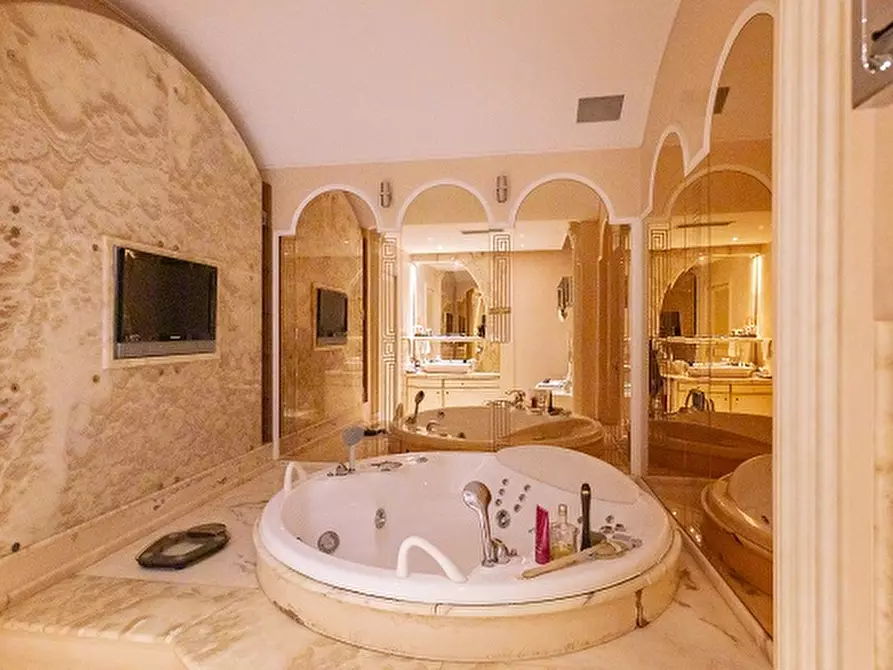 Immagine 12 di Appartamento in vendita  in viale Milano a Riccione