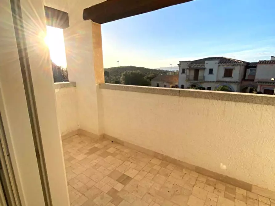Immagine 10 di Villetta a schiera in vendita  in Via Stromboli a San Teodoro