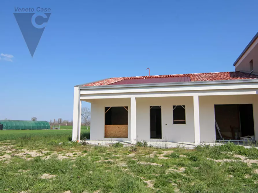 Immagine 2 di Casa bifamiliare in vendita  in via Ardoneghe a Brugine