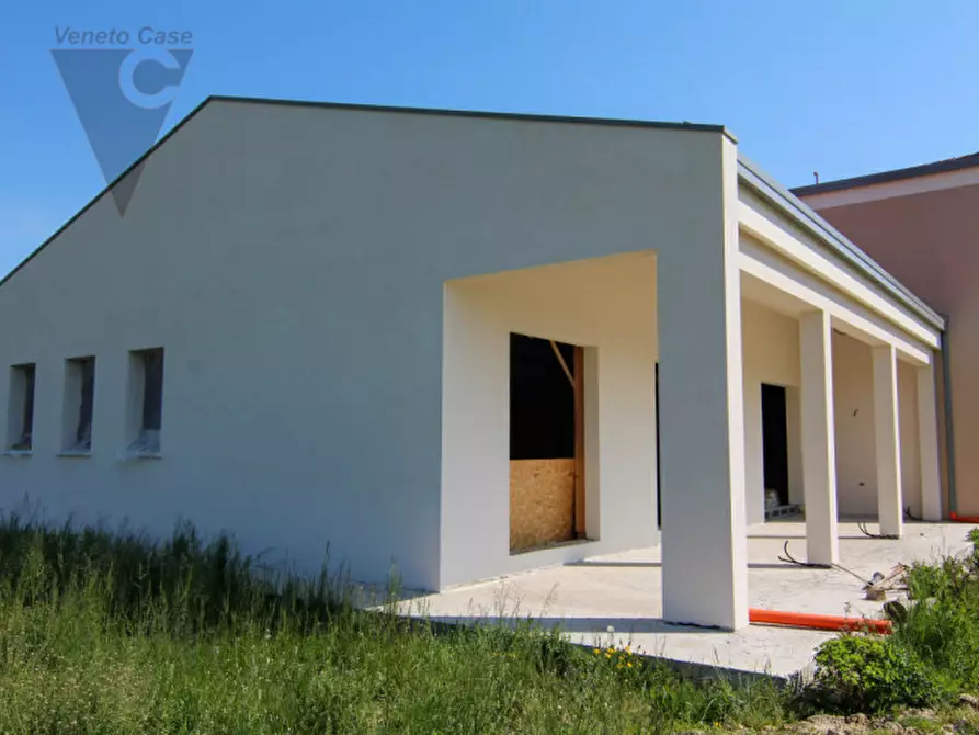 Immagine 3 di Casa bifamiliare in vendita  in via Ardoneghe a Brugine