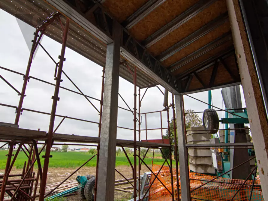 Immagine 3 di Casa bifamiliare in vendita  in via Ardoneghe a Brugine