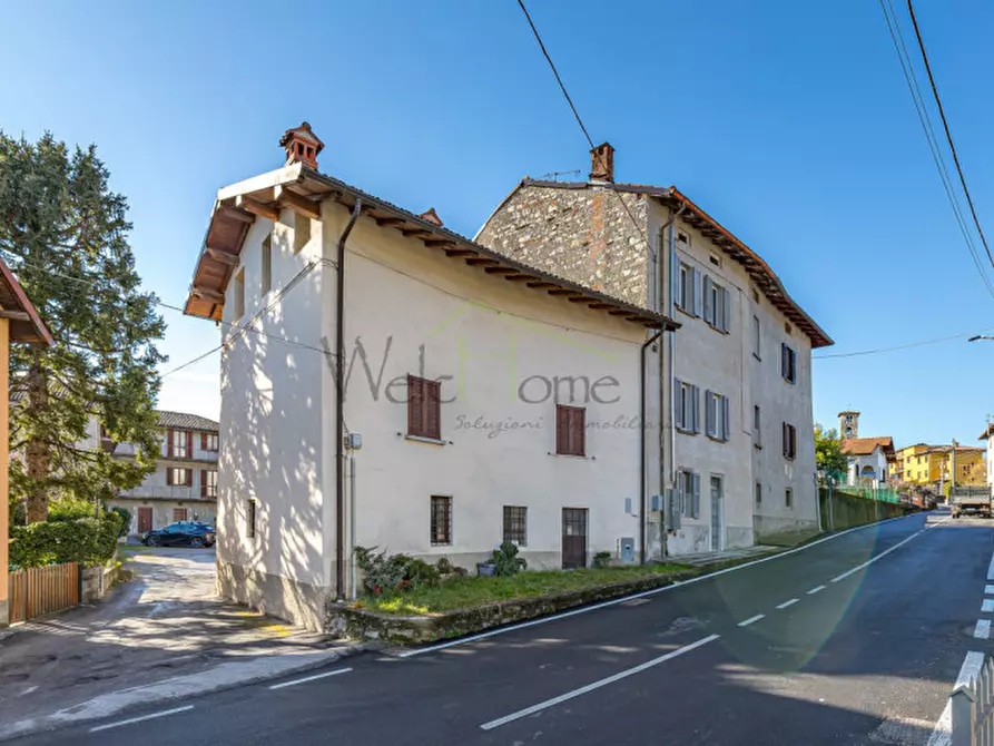 Immagine 18 di Appartamento in vendita  a Albavilla