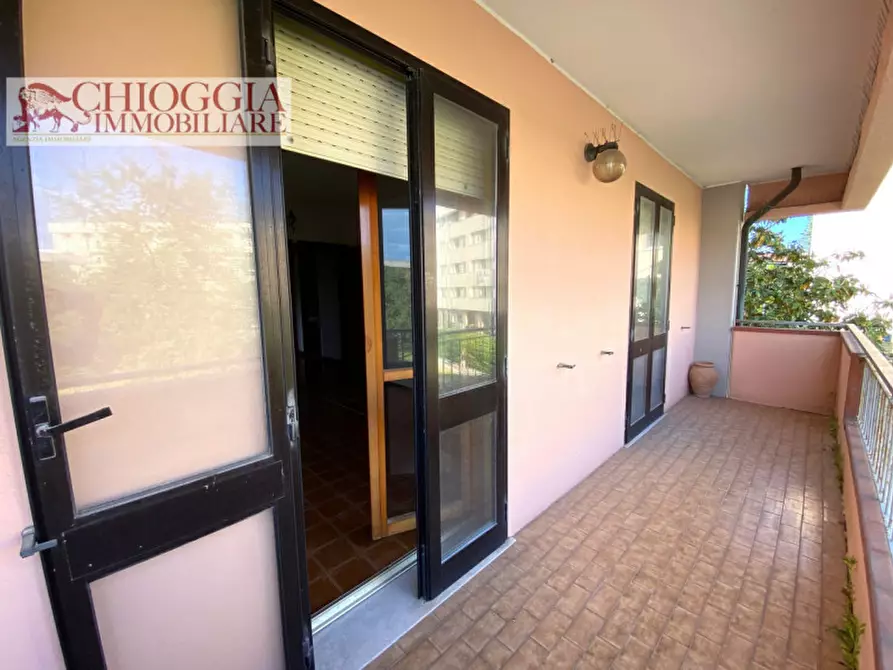 Immagine 4 di Casa trifamiliare in vendita  in Via G. Da Verrazzano a Chioggia