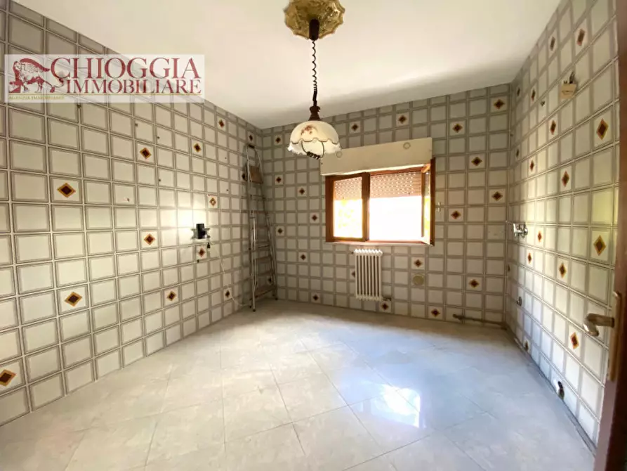 Immagine 5 di Casa trifamiliare in vendita  in Via G. Da Verrazzano a Chioggia