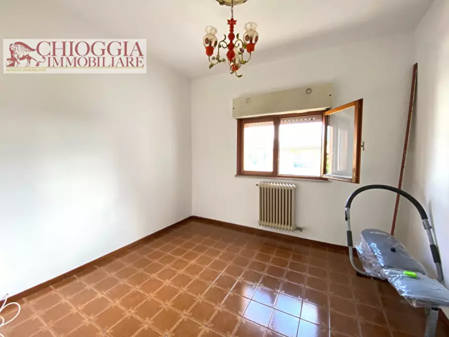 Immagine 7 di Casa trifamiliare in vendita  in Via G. Da Verrazzano a Chioggia