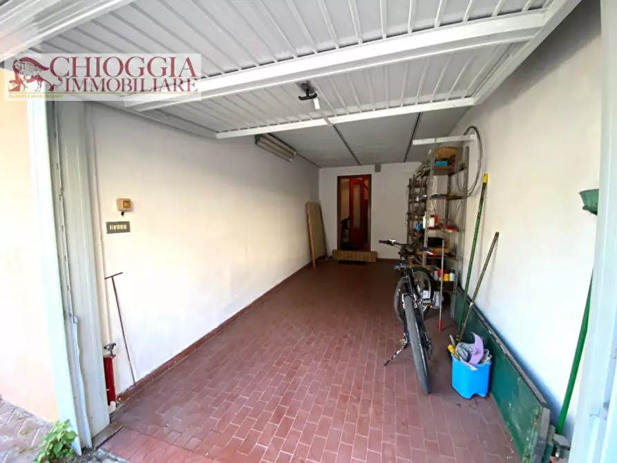 Immagine 9 di Casa trifamiliare in vendita  in Via G. Da Verrazzano a Chioggia