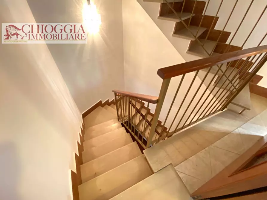 Immagine 10 di Casa trifamiliare in vendita  in Via G. Da Verrazzano a Chioggia