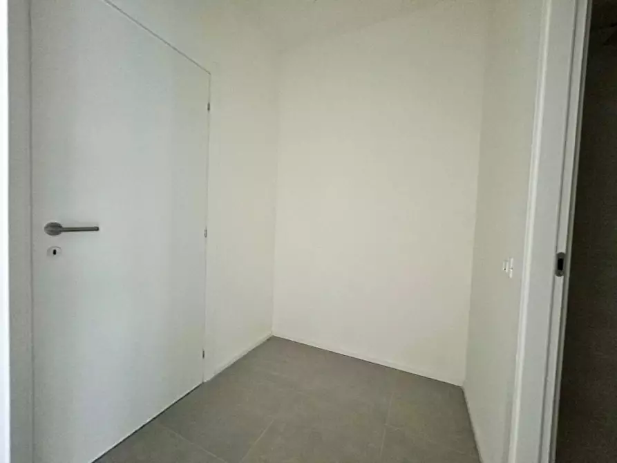 Immagine 8 di Appartamento in vendita  in via Borgo Casale a Vicenza