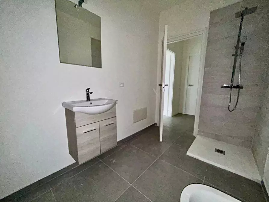 Immagine 14 di Appartamento in vendita  in via Borgo Casale a Vicenza